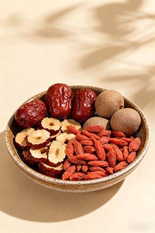 桂圆红枣辨别